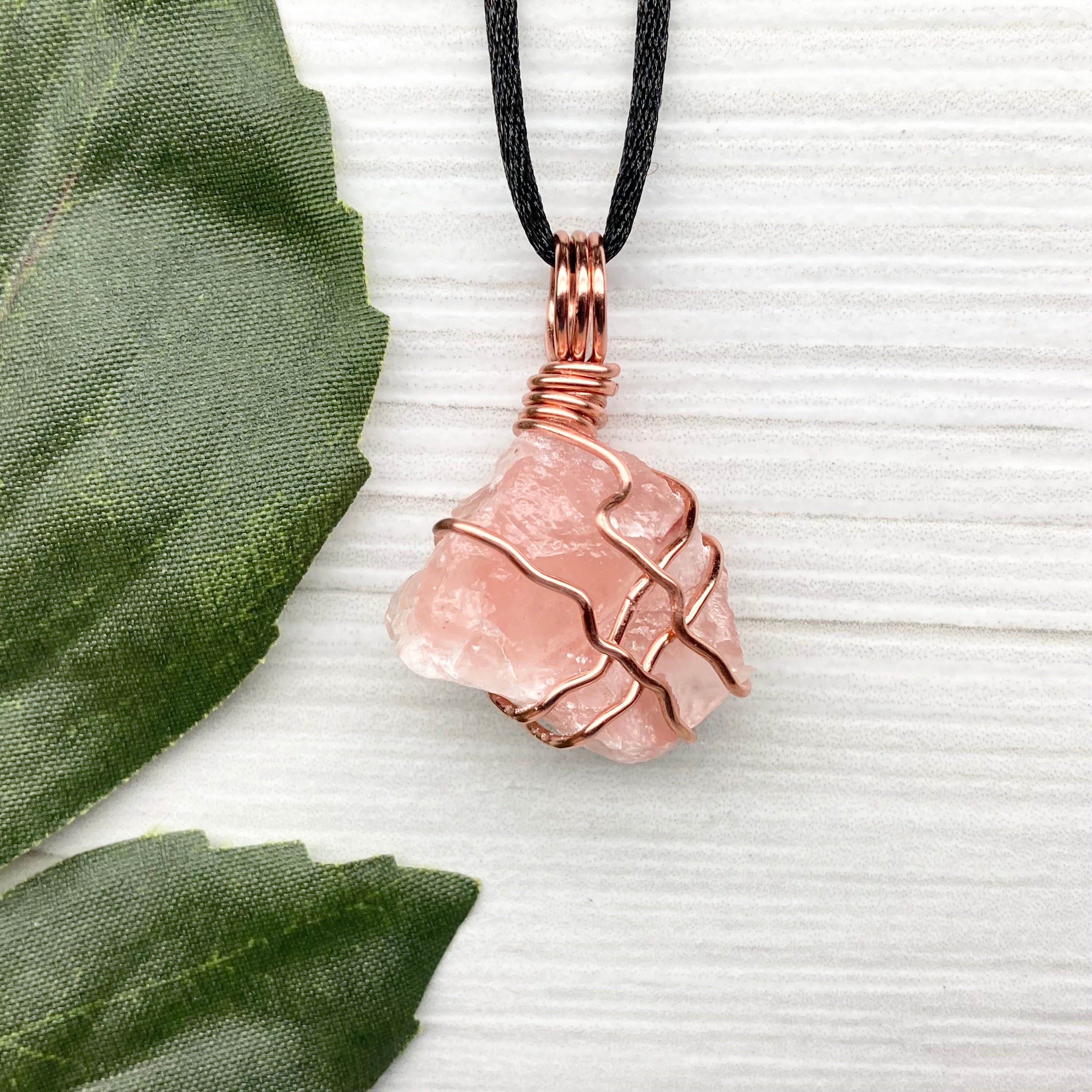 ZPMMPZ Pink Crystal Pendant Necklace - Copper Wire Wrapped Healing Stone Necklace Gift For Women